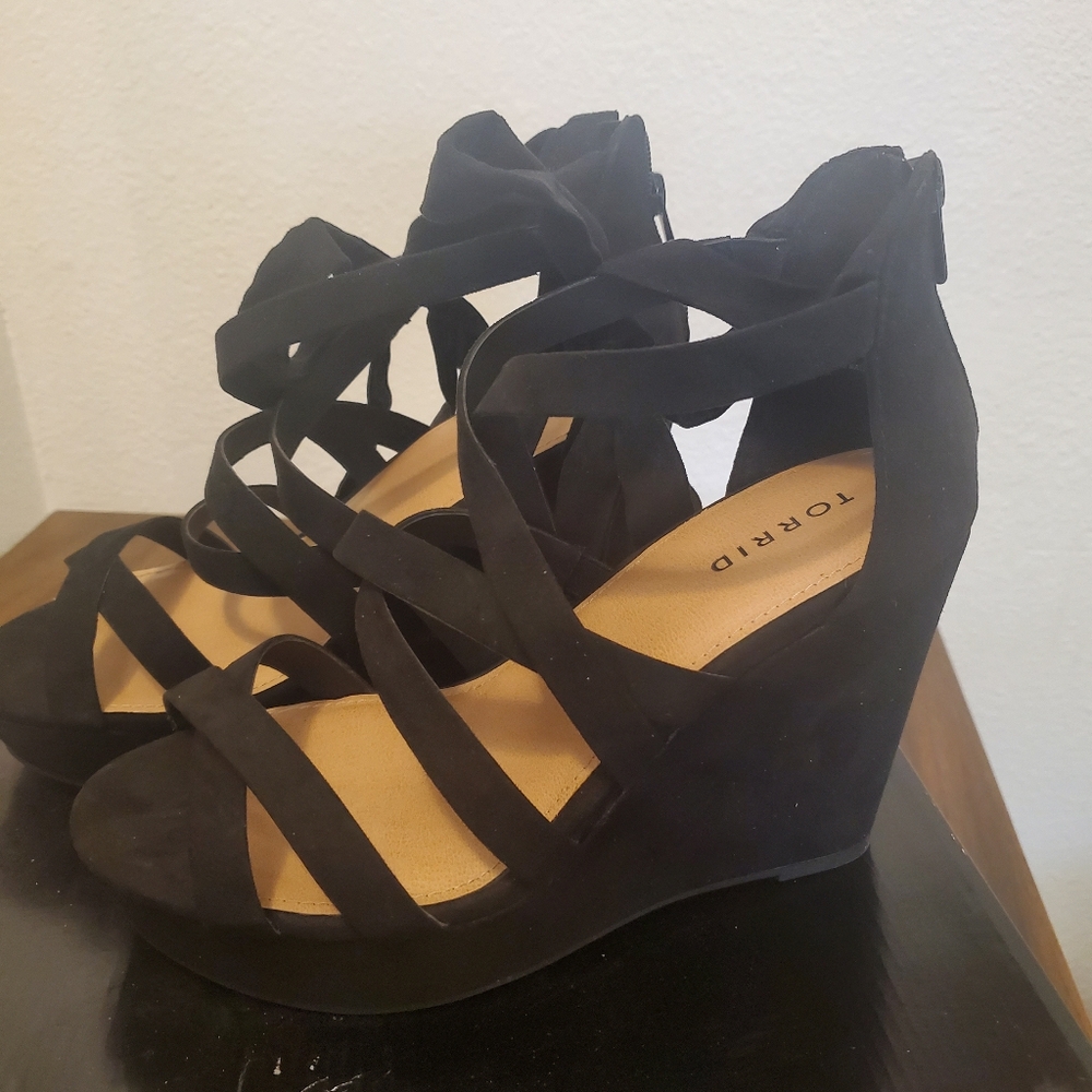 Torrid Wedges